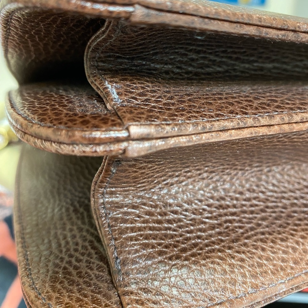 MARK CROSS 1845 New York cross body VINTAGE Leather handbag with gold accents. - Picture 16 of 16